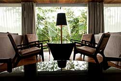 Aria_hotel_boat_Peru4