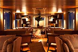 Aria_hotel_boat_Peru5